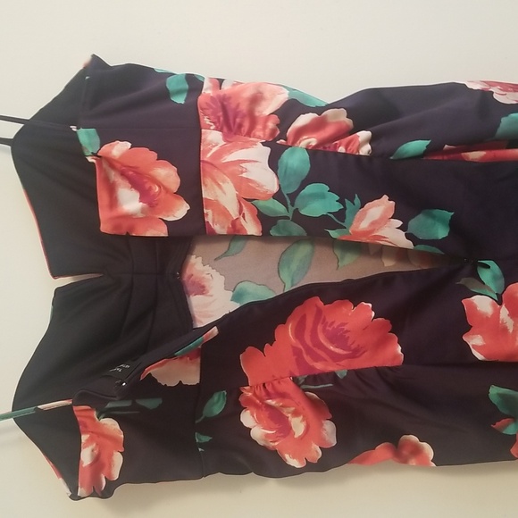 Tahari Arthur S. Levine Rosr Dress - Picture 6 of 7